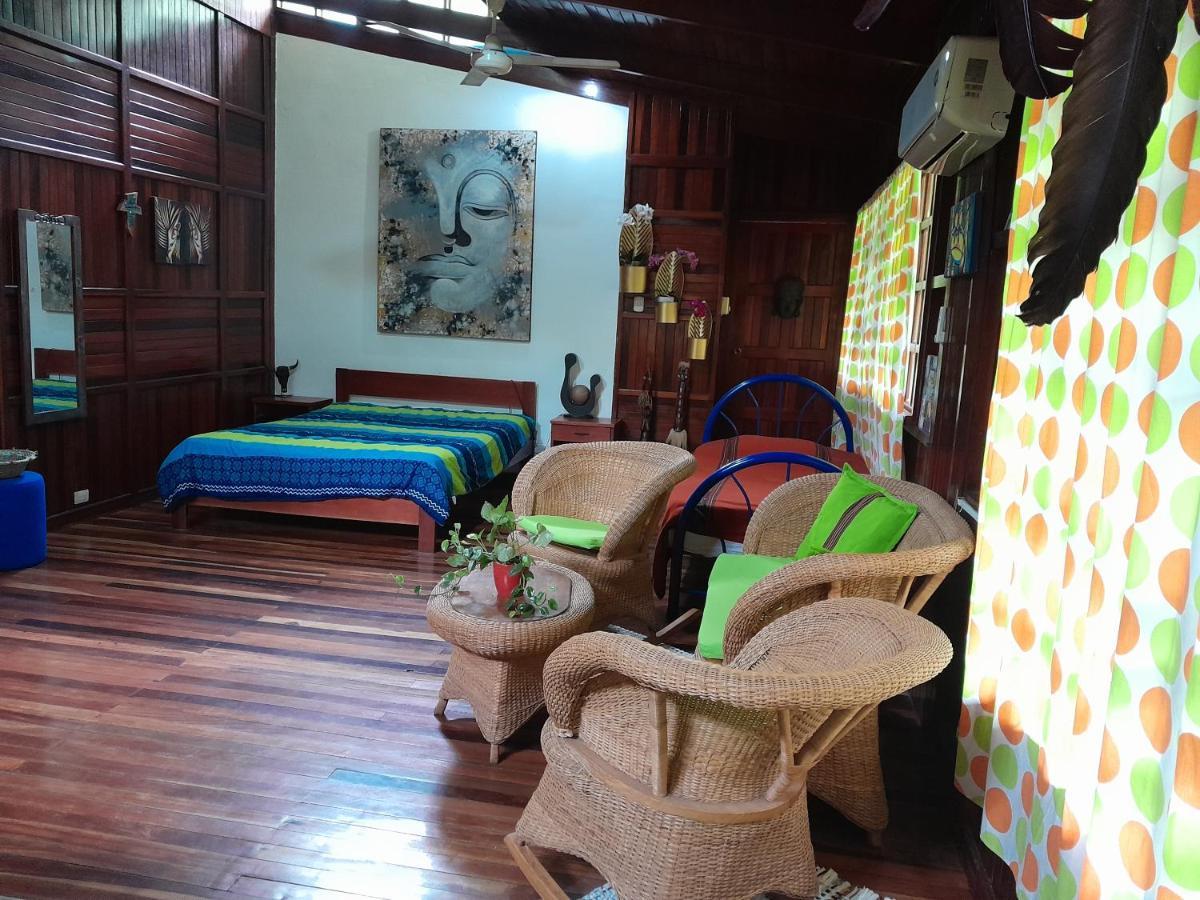 מלון מנואל אנטוניו Casas Guaney מראה חיצוני תמונה